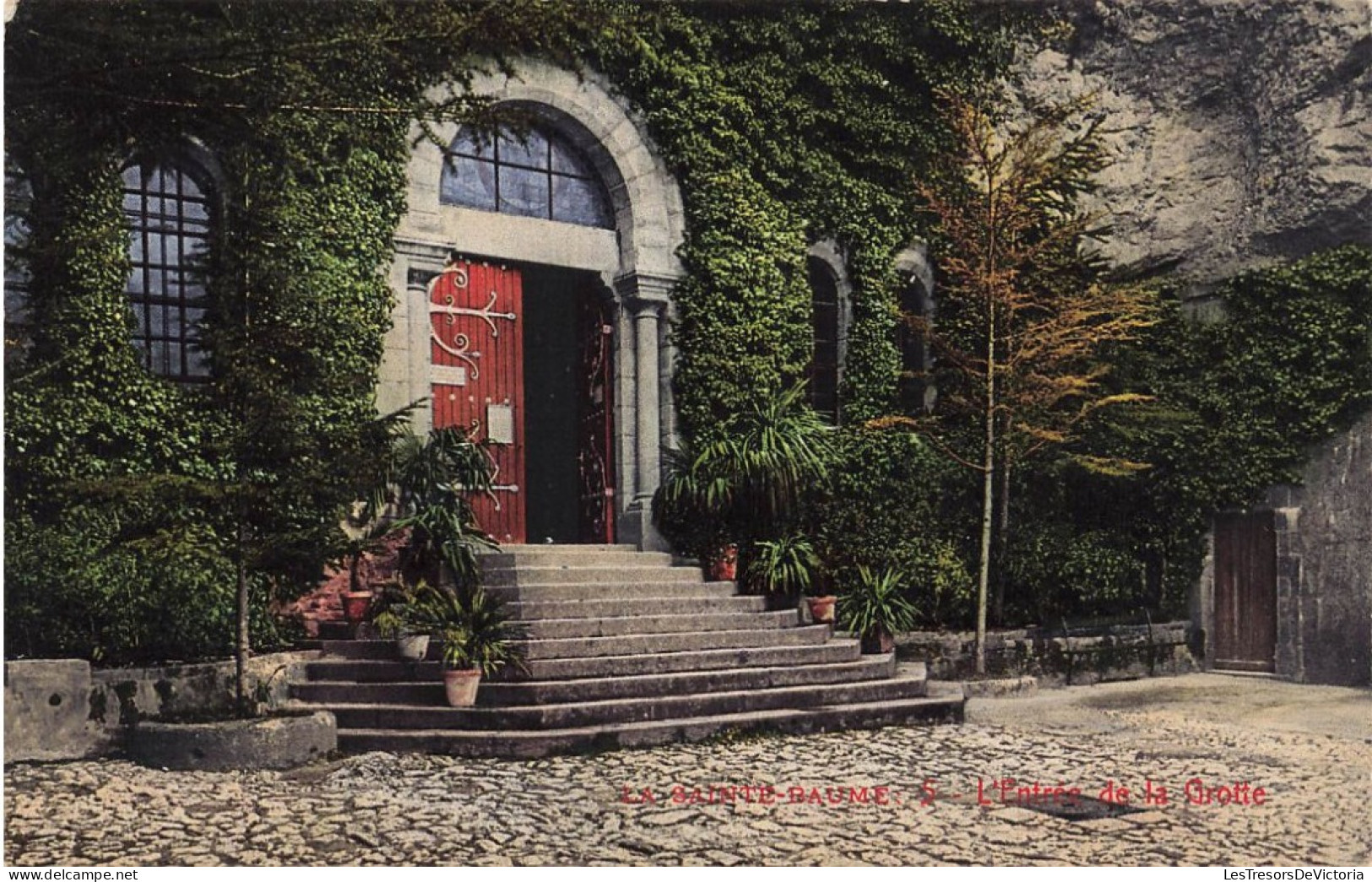FRANCE - Sainte Baume - Vue Sur L'entrée De La Grotte - Colorisé - Carte Postale - Saint-Maximin-la-Sainte-Baume