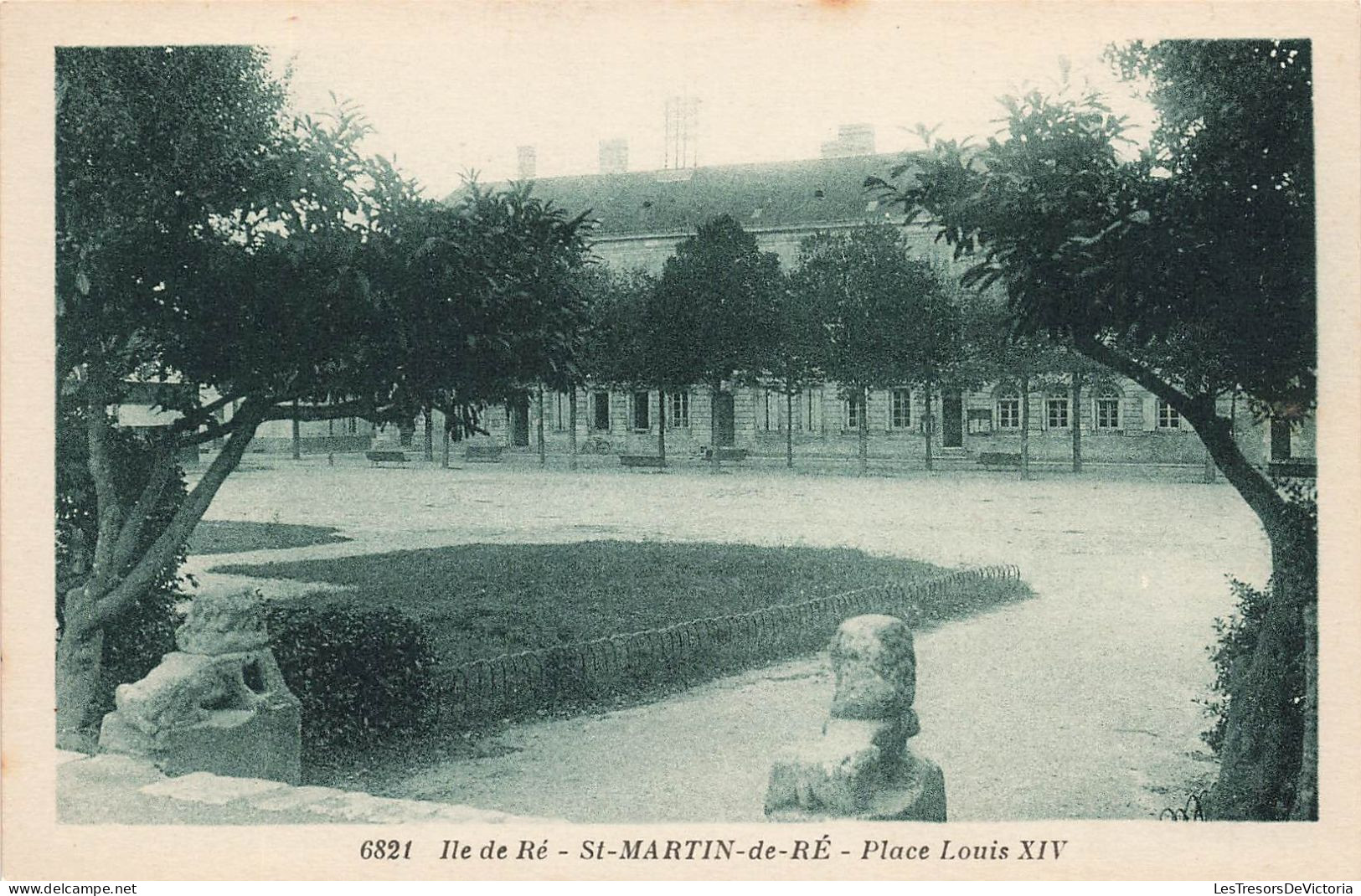 FRANCE - île De Ré - Saint Martin De Ré - Place Louis XIV - Carte Postale Ancienne - Saint-Martin-de-Ré