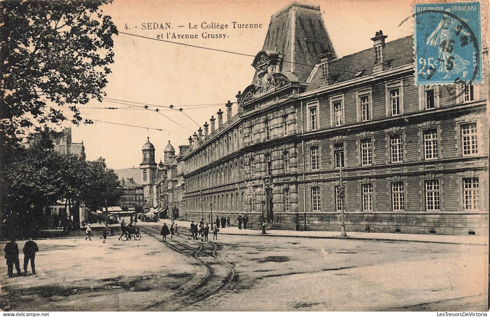 FRANCE - Sedan - Le Collège Turenne Et L'avenue Crussy - Carte Postale Ancienne - Sedan