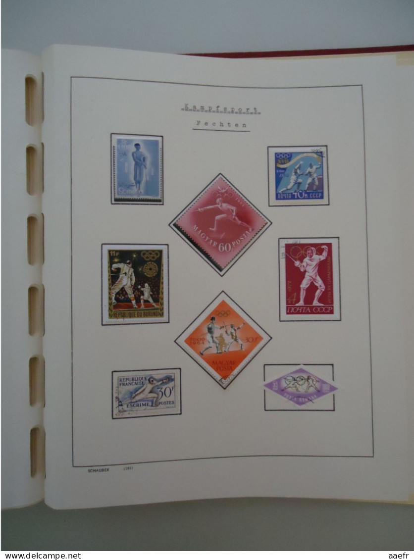 Monde -  Collection Sports et Jeux olympiques par discipline -  2 albums Schaubek - 936 timbres + 9 blocs + 14 FDC