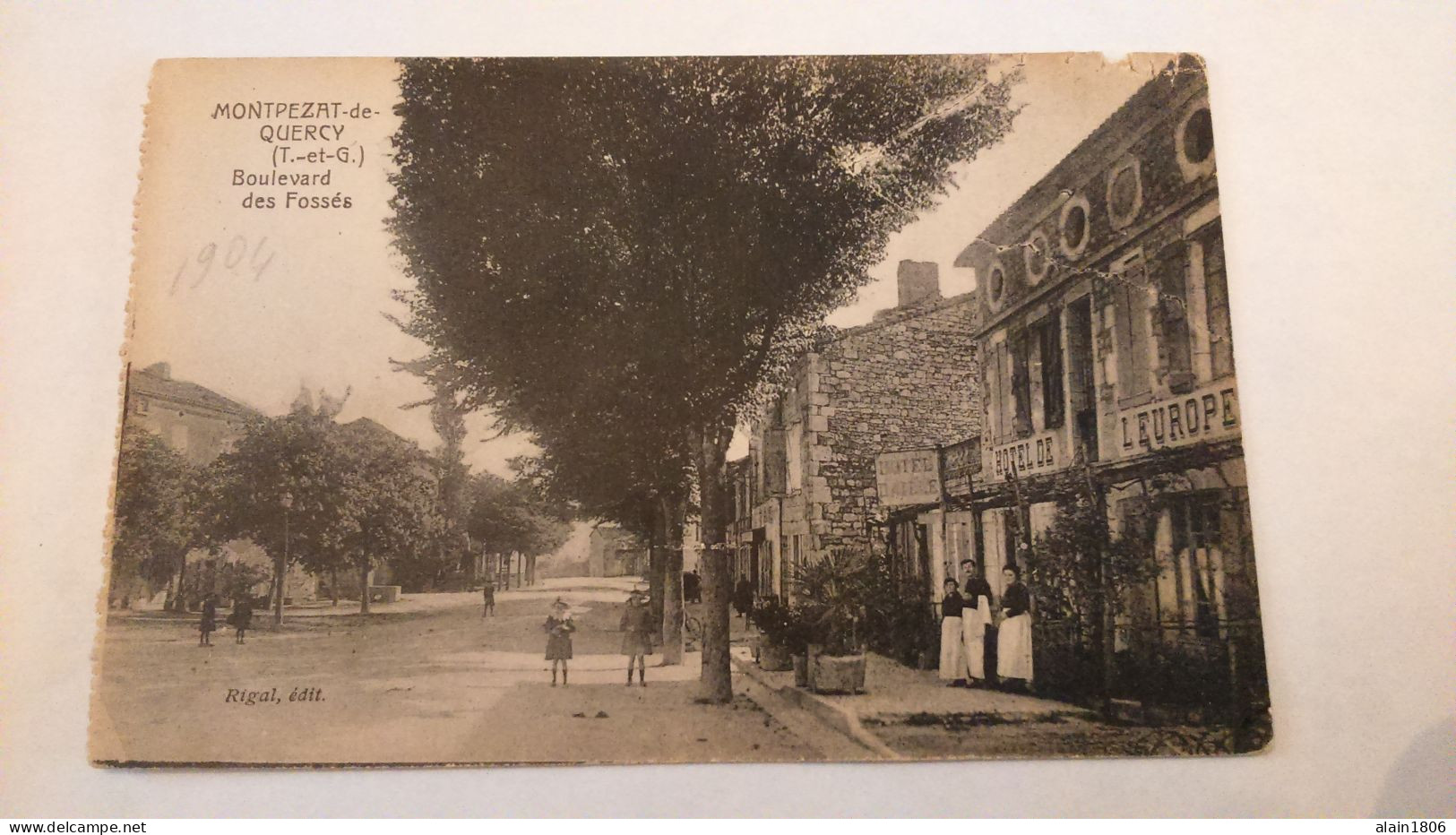 Carte Postale Ancienne ( AB21 ) De Montpezat De Quercy , Boulevard Des Fossés ( Grignotage En Haut Droit ) - Montpezat De Quercy