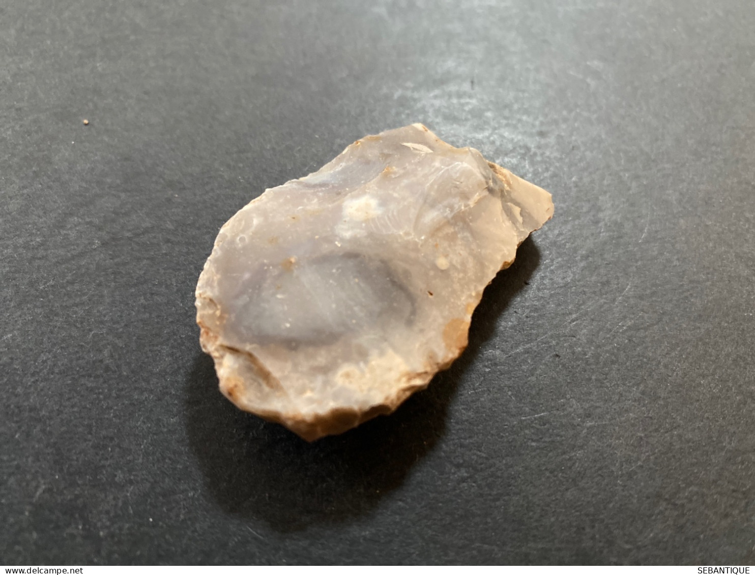 L25 Silex Grattoir Trouvé à Buigny (Oise) Longueur 5 Cm Néolithique - Archéologie