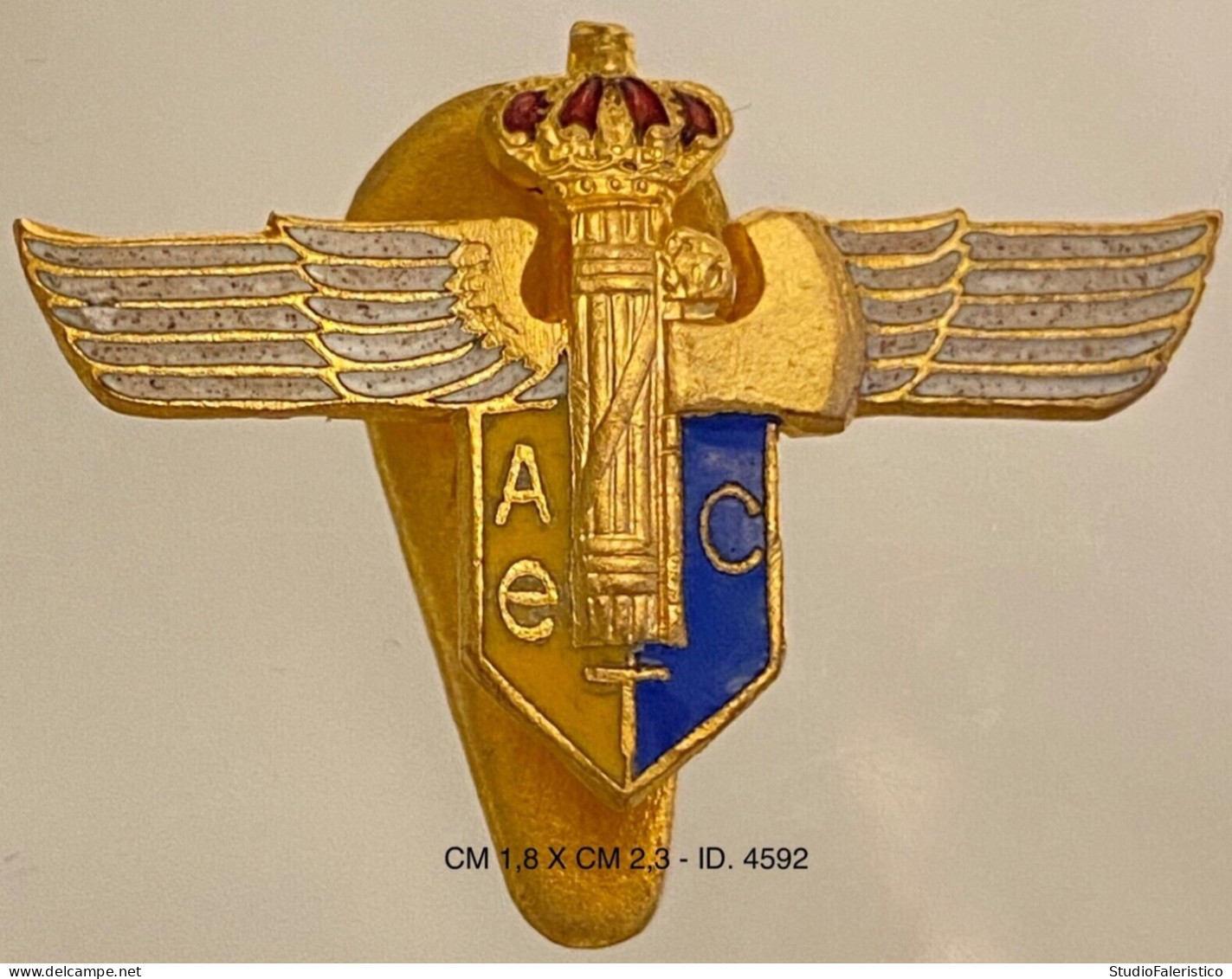 FASCISMO AERO CLUB D’ITALIA TORINO DISTINTIVO DI ISCRITTO PRODUTTORE FASSINO TORINO - Italy