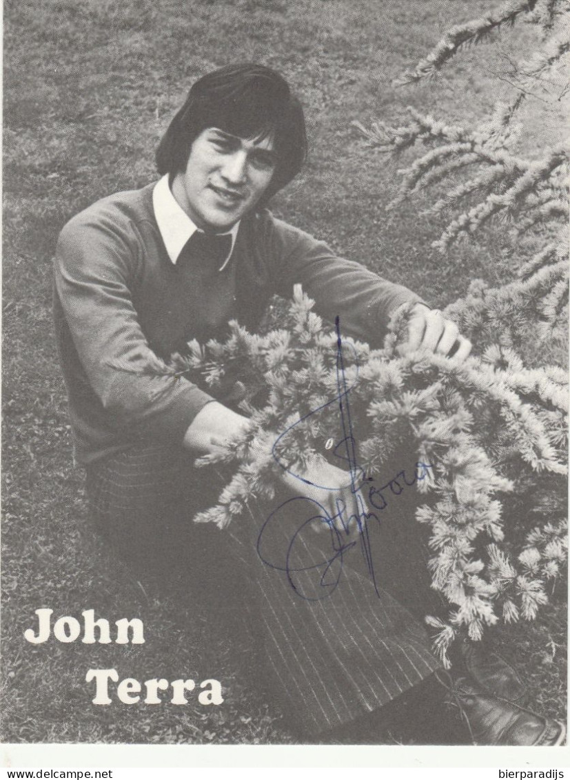 JOHN  TERRA   - WAS  INGEKLEEFT   ZONDER  HANDTEKENING - Autographes