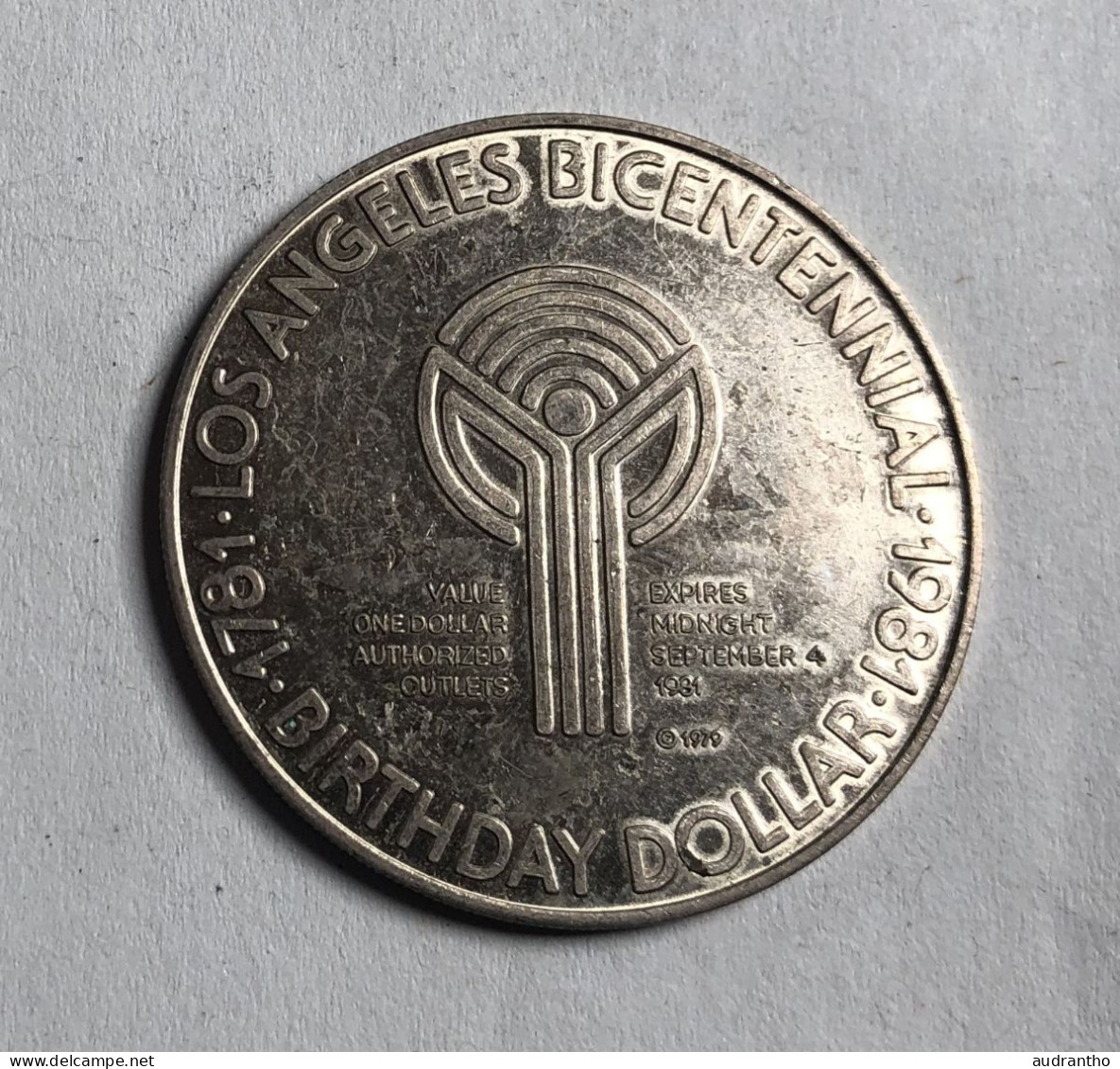 Jeton Token Etats-Unis - Los Angeles Bicentennial - Birthday Dollar - A City On The Move - Otros & Sin Clasificación