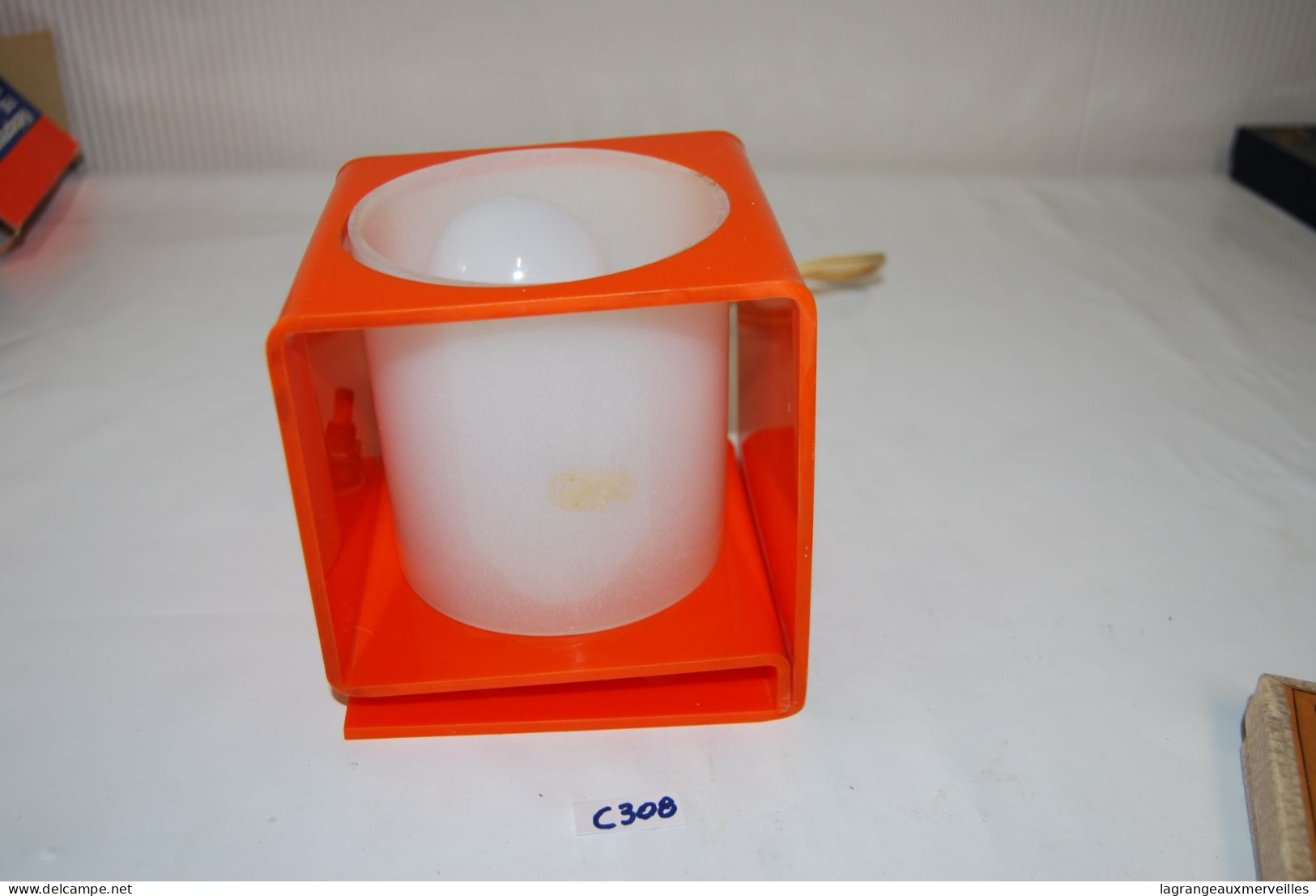 C308 Lampe cube Orange Stella - Vintage 1970 - Art deco