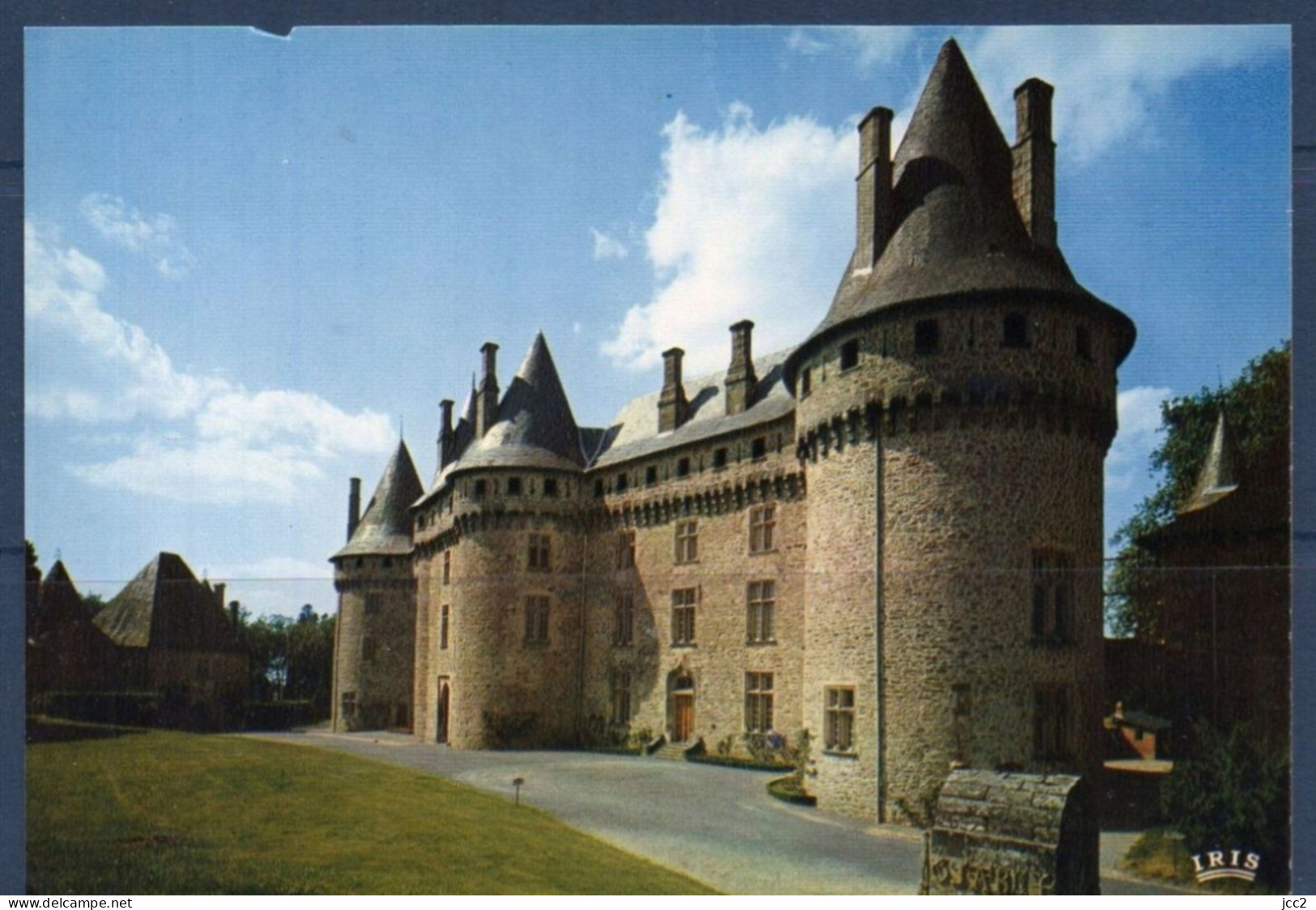 19 - Pompadour - Le Château - Arnac Pompadour