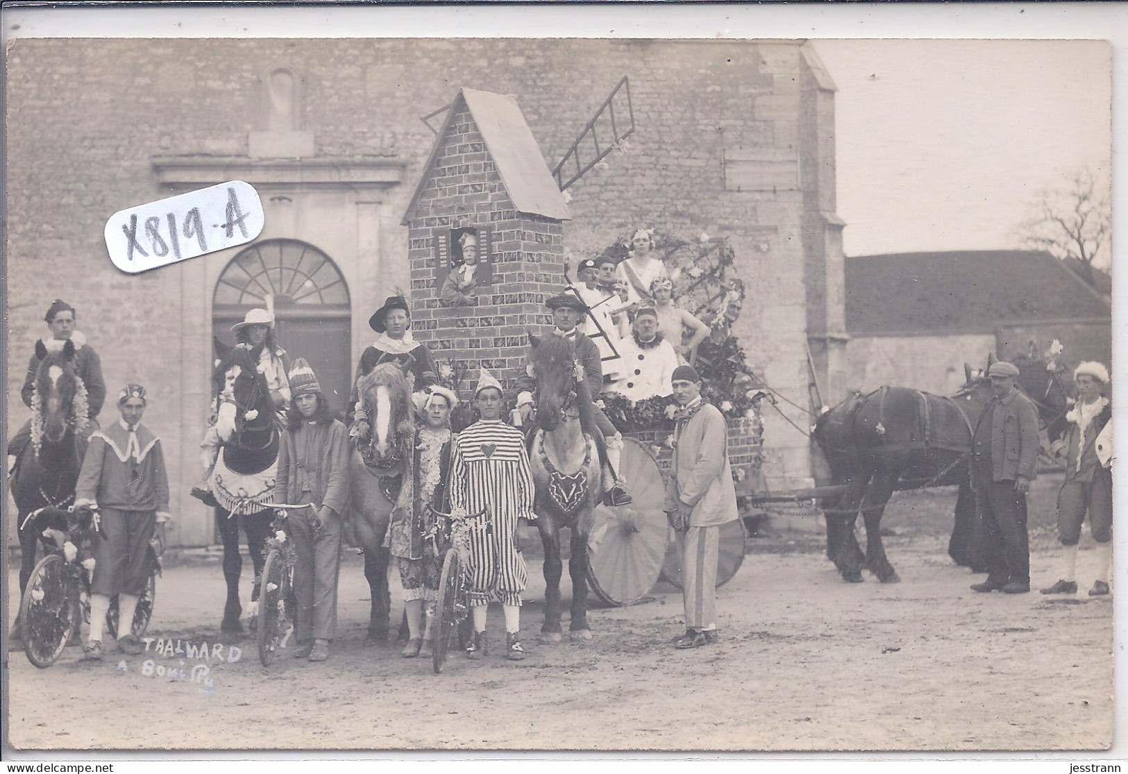 MAISONS-LES-CHAOURCE- CARTE-PHOTO- CAVALCADE - Chaource