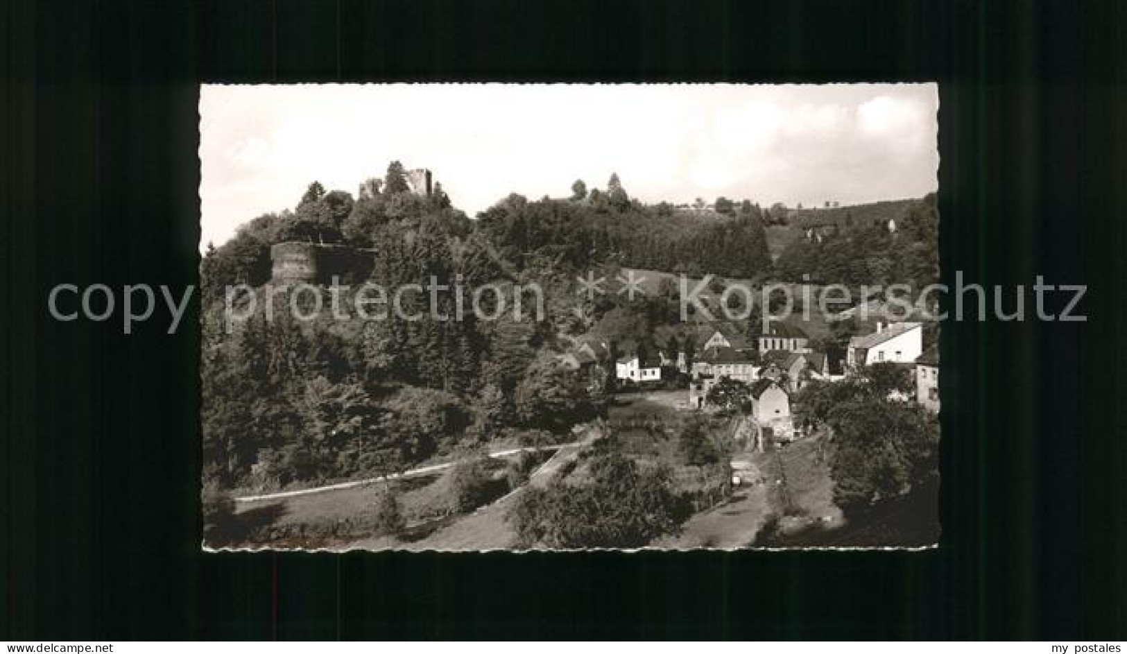 41583213 Hoehr-Grenzhausen Granzau Mit Blick Zur Burg  Hoehr-Grenzhausen - Hoehr-Grenzhausen