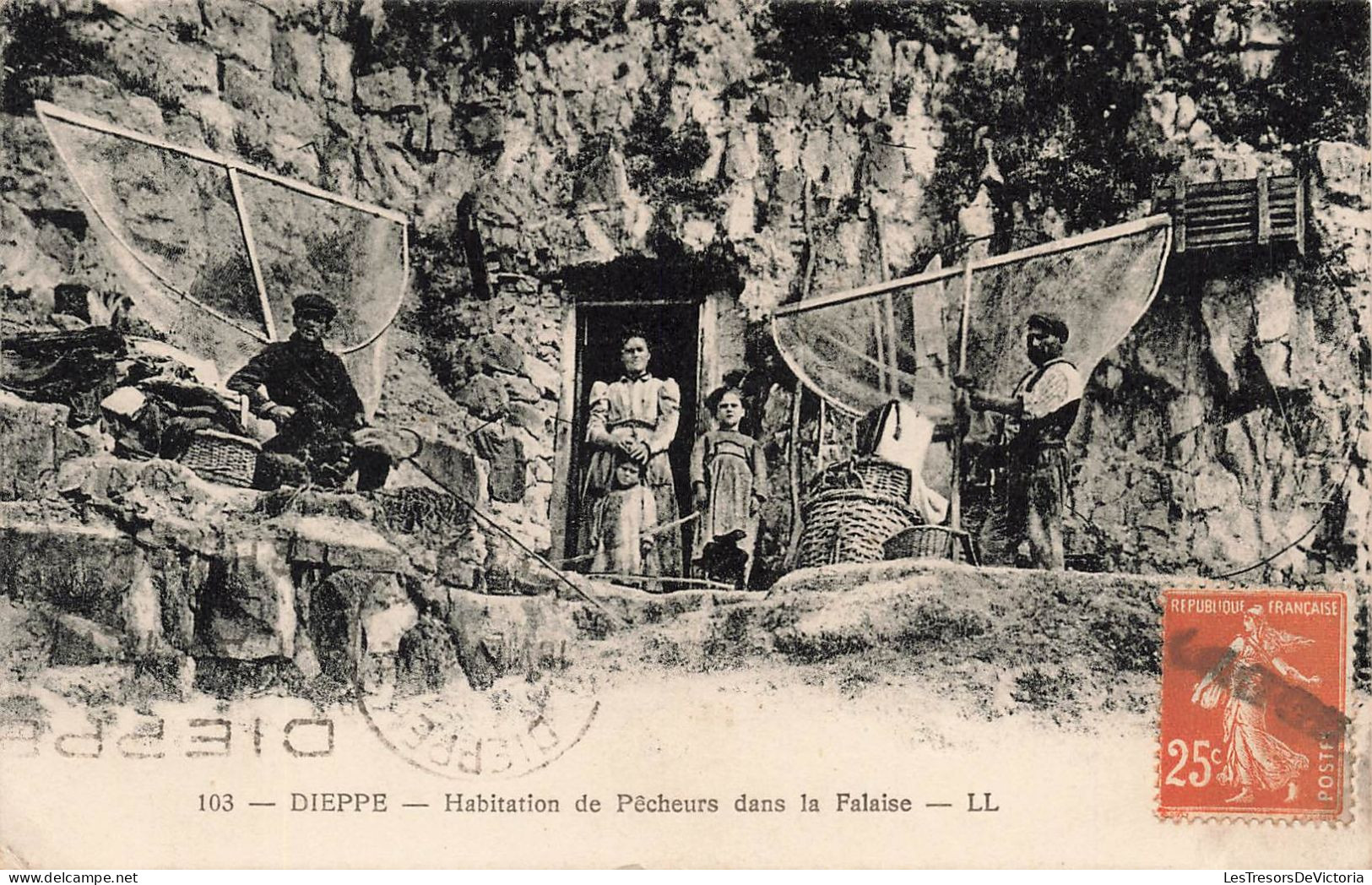 FRANCE - Dieppe - Habitation De Pêcheurs Dans La Falaise - LL - Carte Postale Ancienne - Dieppe