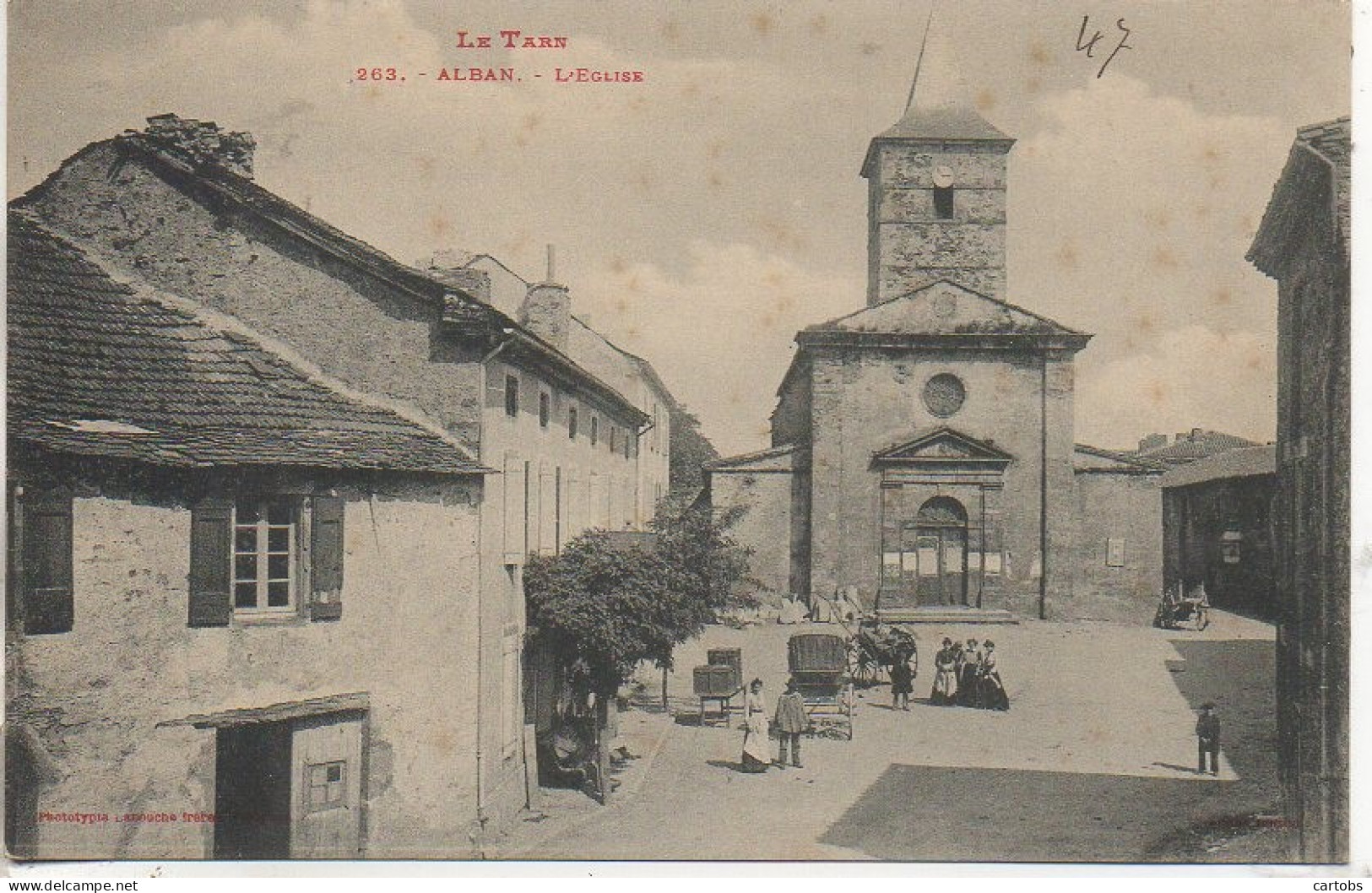 81 ALBAN  L'Eglise Et La Place - Alban