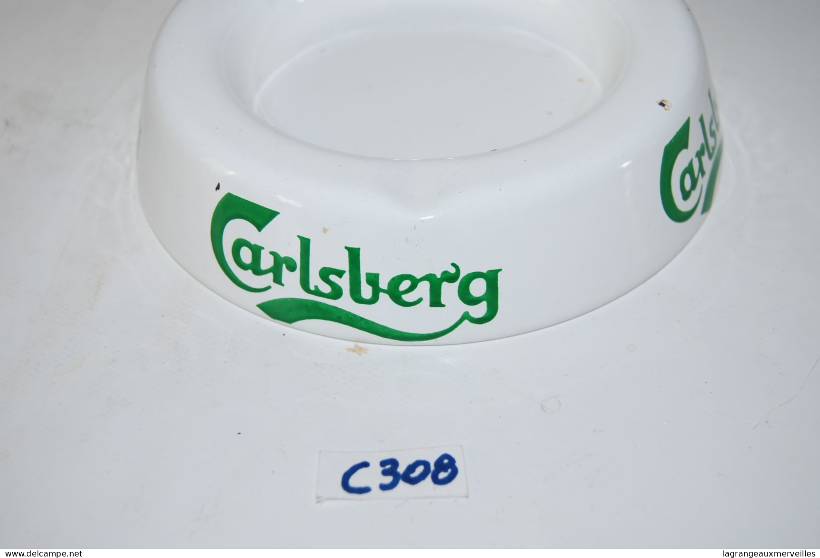 C308 Ancien Cendrier Carslberg - émaillé Blanc Et Vert - Bistrot 2 - Metall