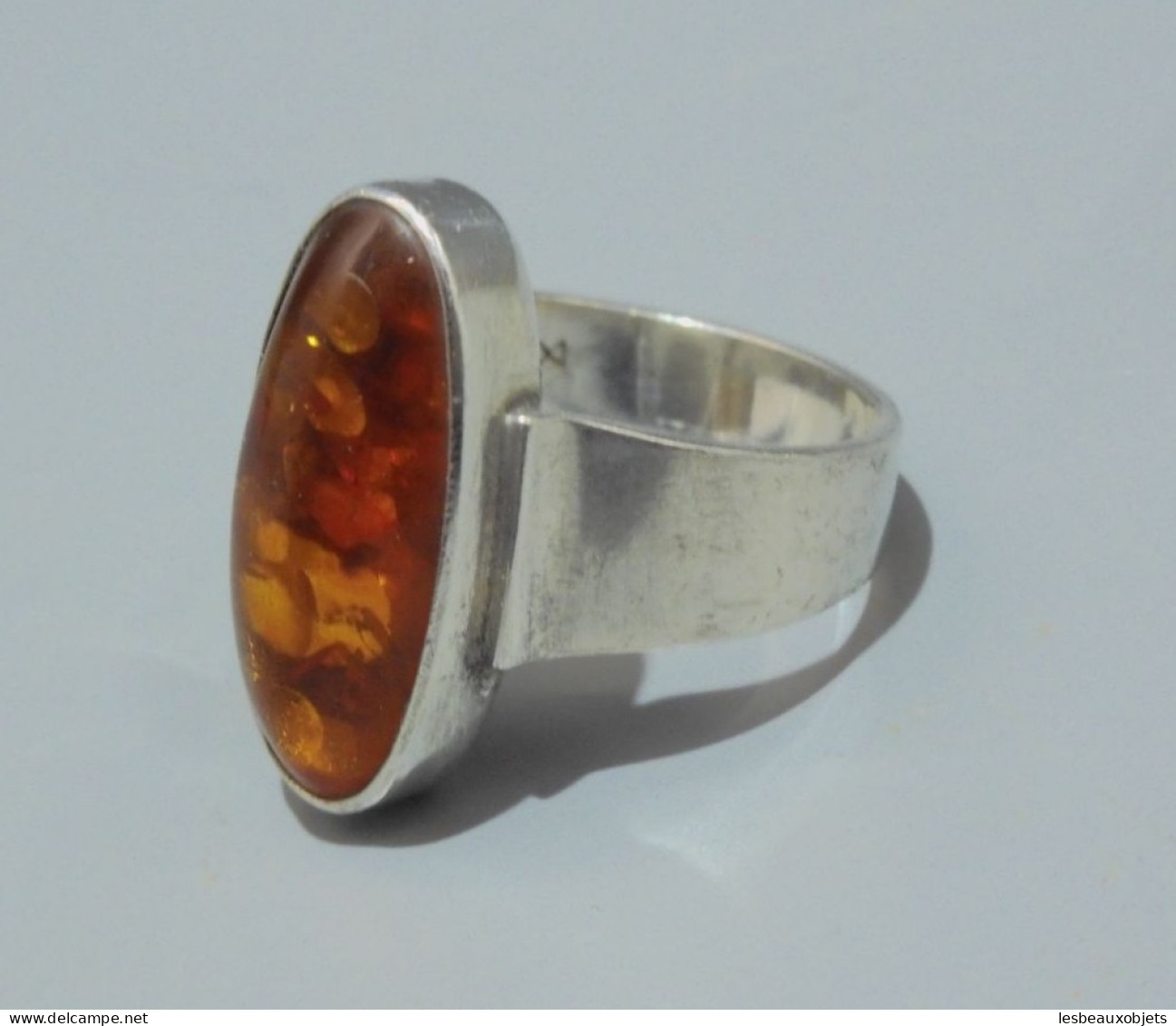 -BAGUE ANCIENNE ARGENT Poinçon 835 & 1 POISSON & OVALE en AMBRE BIJOU ANCIEN    E