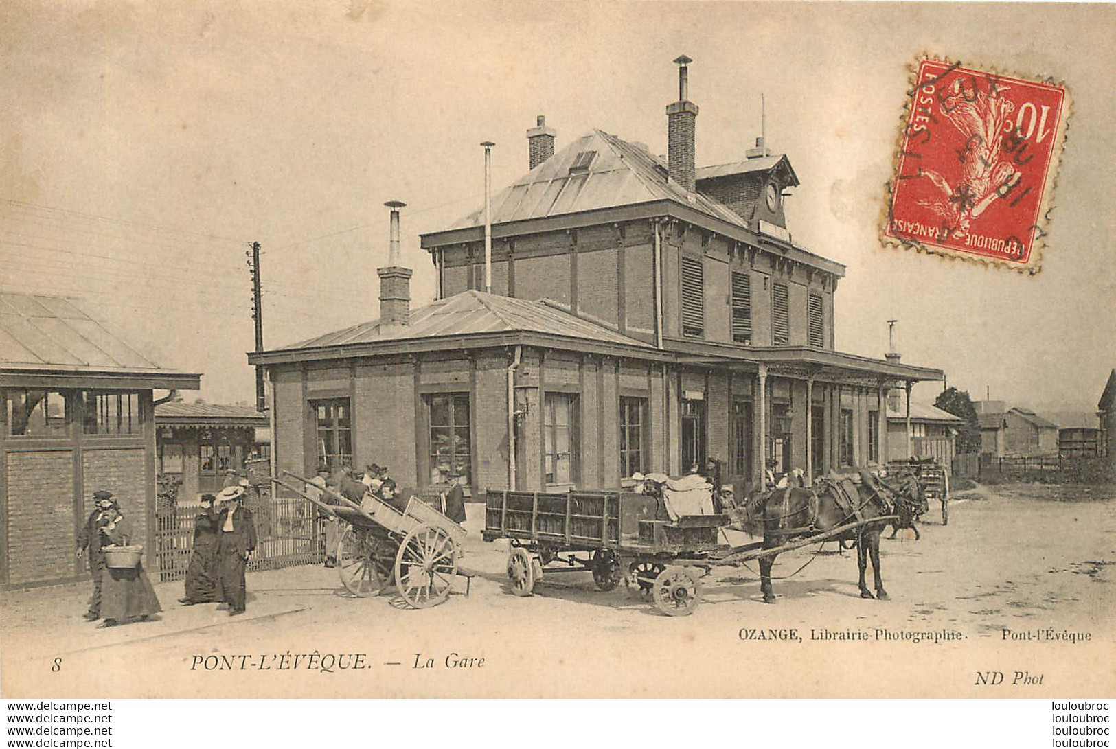 PONT L'EVEQUE LA GARE ET ATTELAGE - Pont-l'Evèque