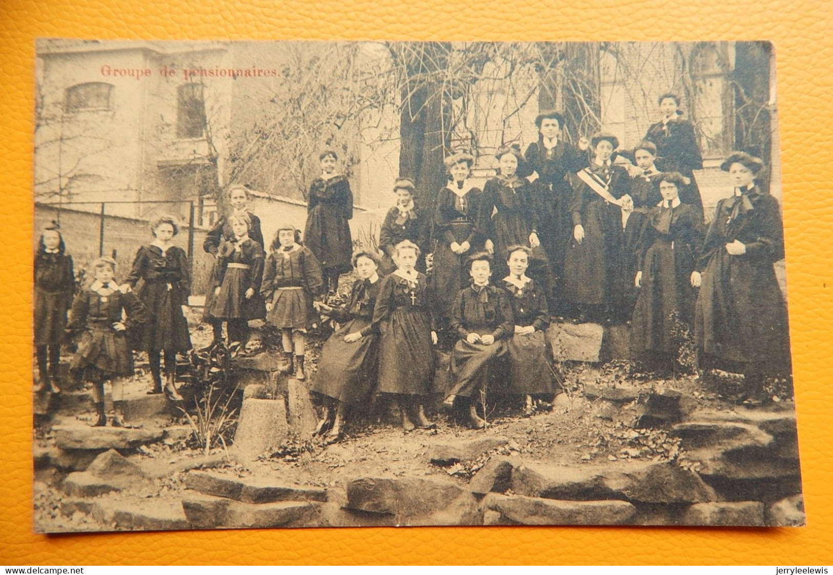 BRUXELLES  - Pensionnat De Notre Dame Du Roulé  -  Groupe De Pensionnaires  -  1909 - Enseignement, Ecoles Et Universités