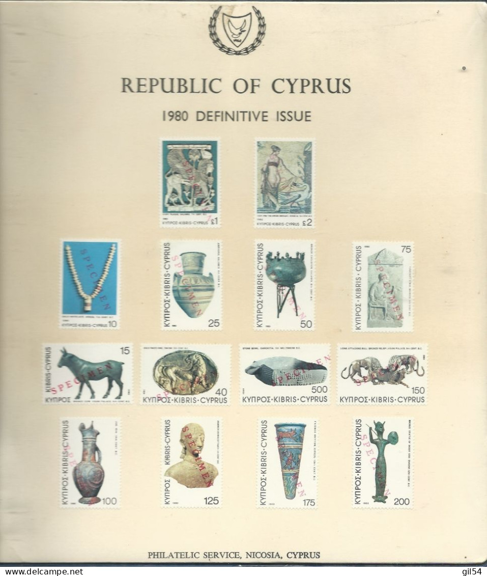 Carton De Présentation De La Poste De Chypre Avec Série Yvert N°520 à 533 Surchargés SPECIMEN En Rouge -  Kub 93 - Cartas