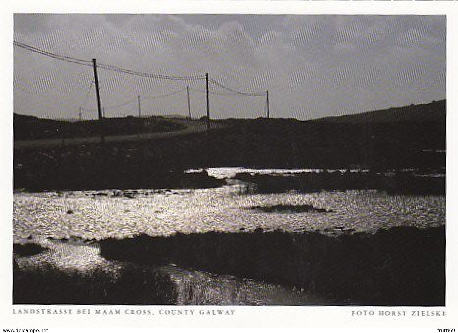 AK 194232 IRELAND - County Galway - Landstraße Bei Maam Cross - Galway