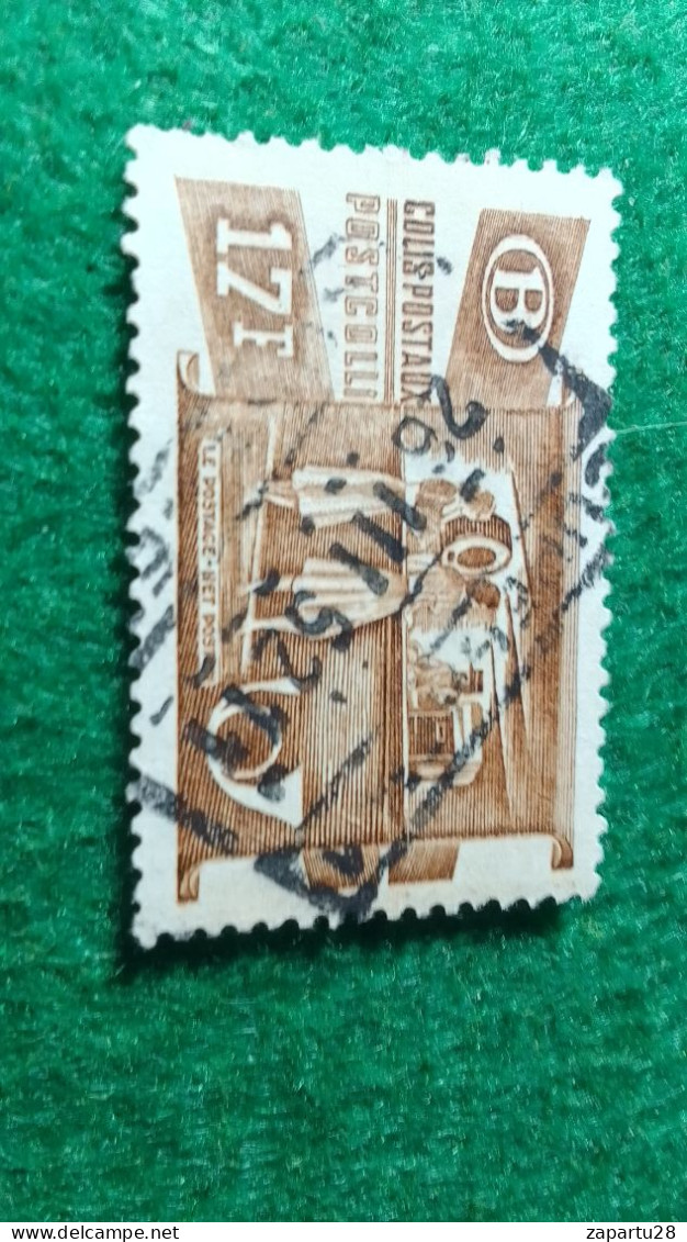 BELÇİKA-   DEMİRYOLU PAKET  POSTASI --1952-87-   17 FR.   DAMGALI - Used