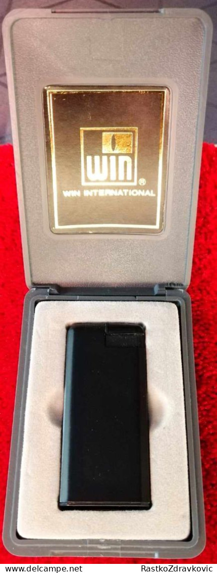 WIN+ELECTRONIC JAPAN LIGHTER+CASE+VINTAGE+NEW CONDITION - Other & Unclassified