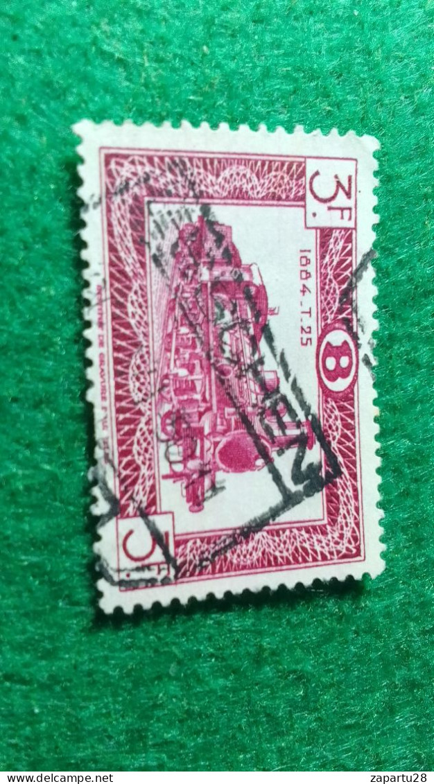 BELÇİKA-   DEMİRYOLU PAKET  POSTASI --1952-87-   3 FR.   DAMGALI - Used