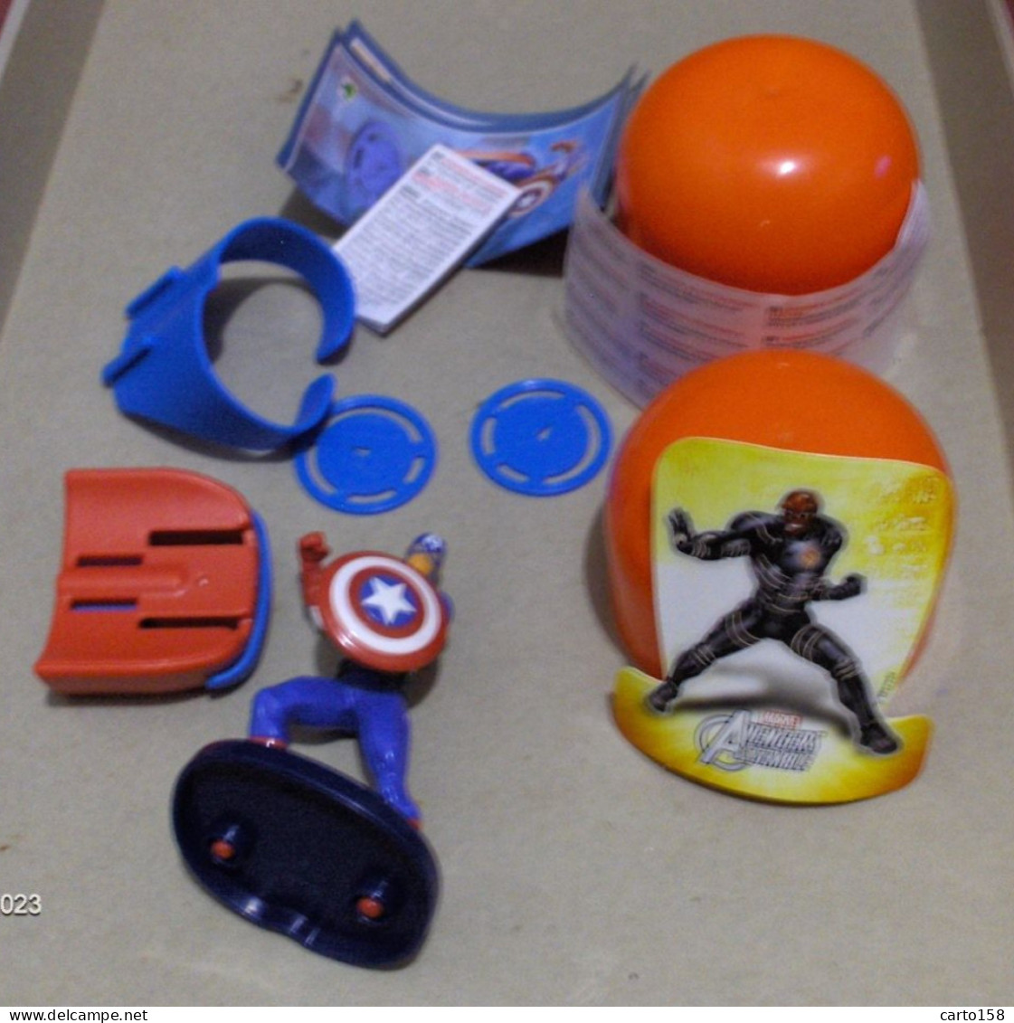 KINDER MAXI AVENGERS - CAPTAIN AMERICA - Complet - Maxi (Kinder-)