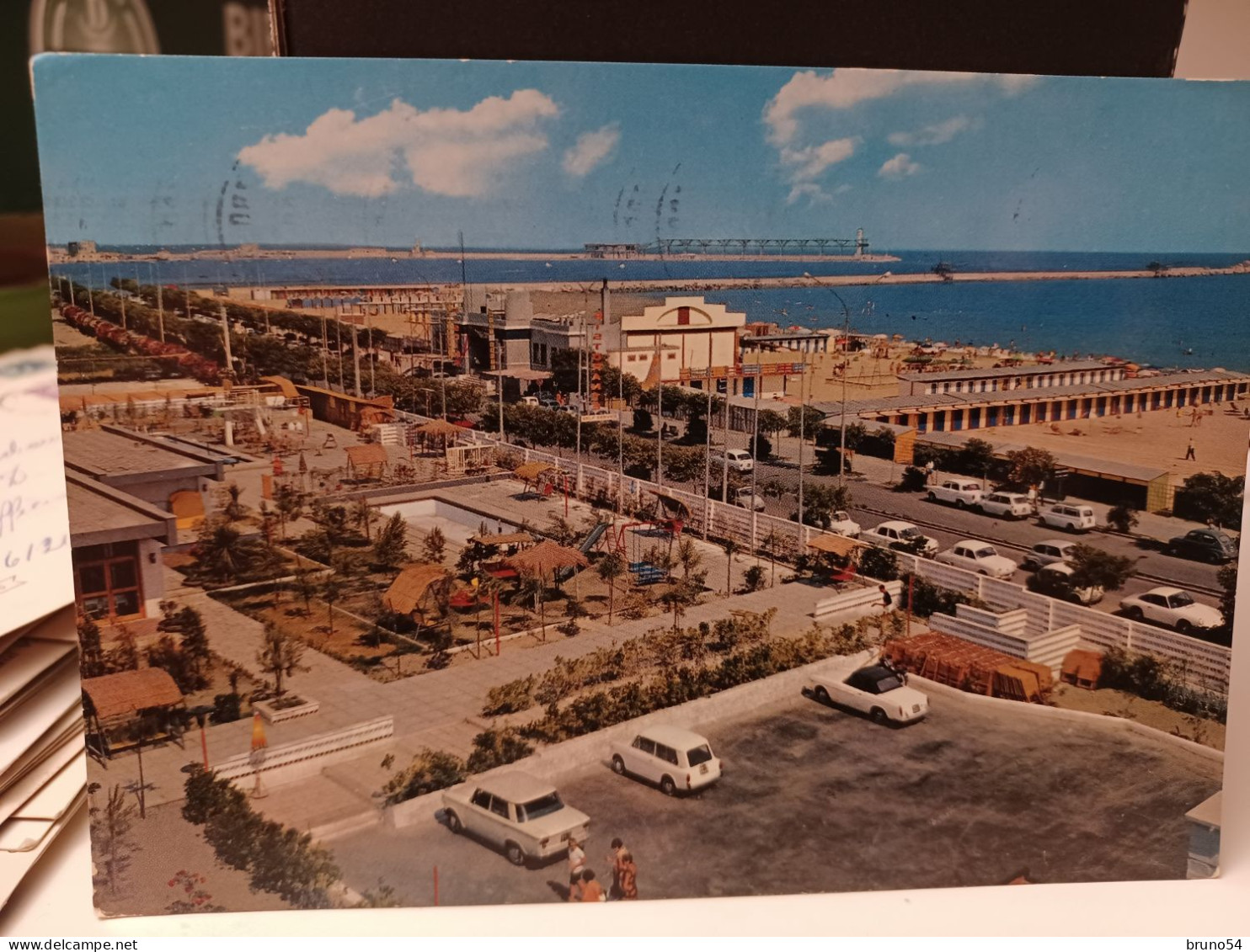 Cartolina Barletta La Spiaggia E Il Porto Anni 70 - Barletta