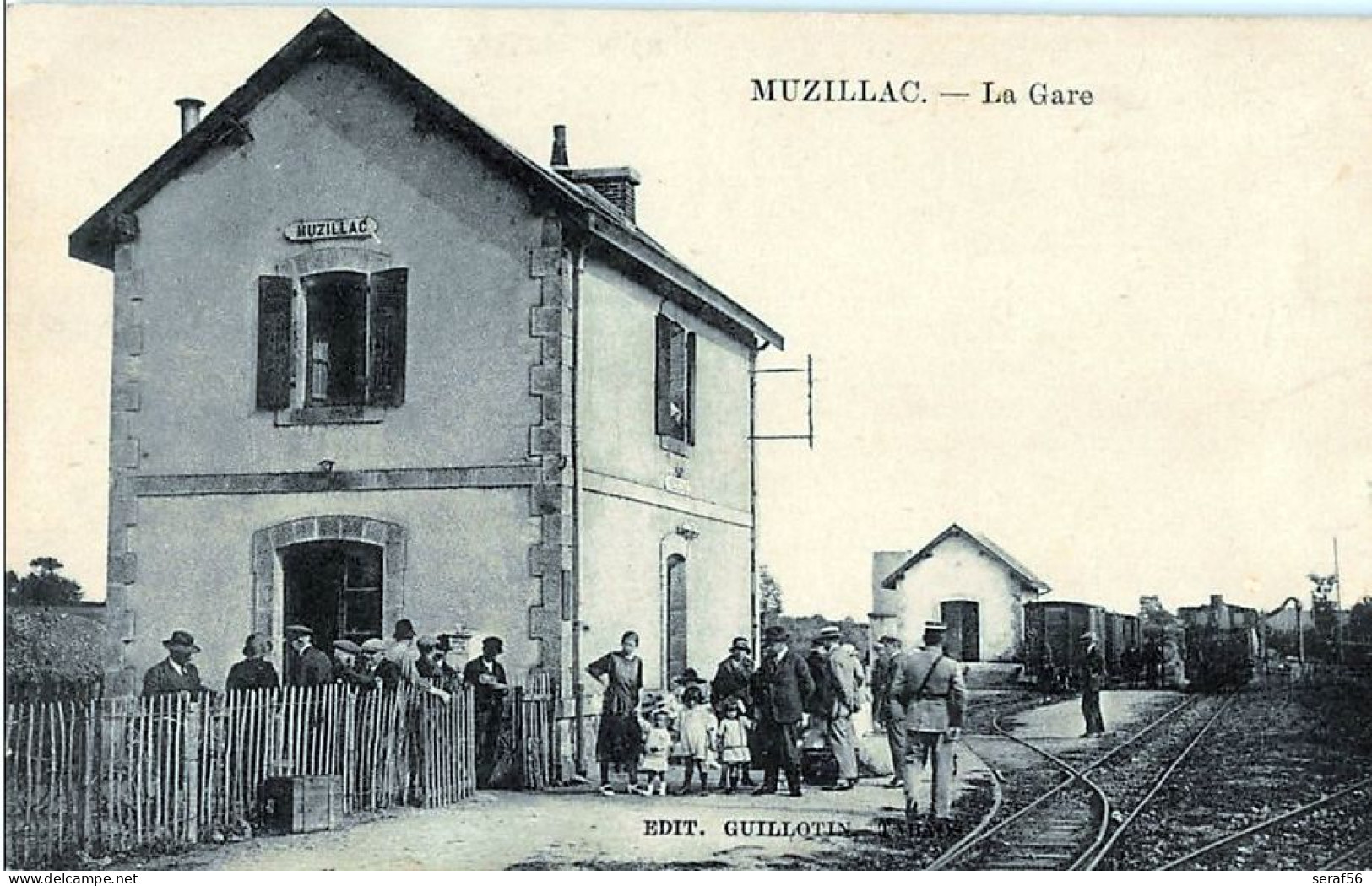 56 Morbihan Muzillac La Gare. Quai Très Animé Avec Gendarme - RARE - Muzillac