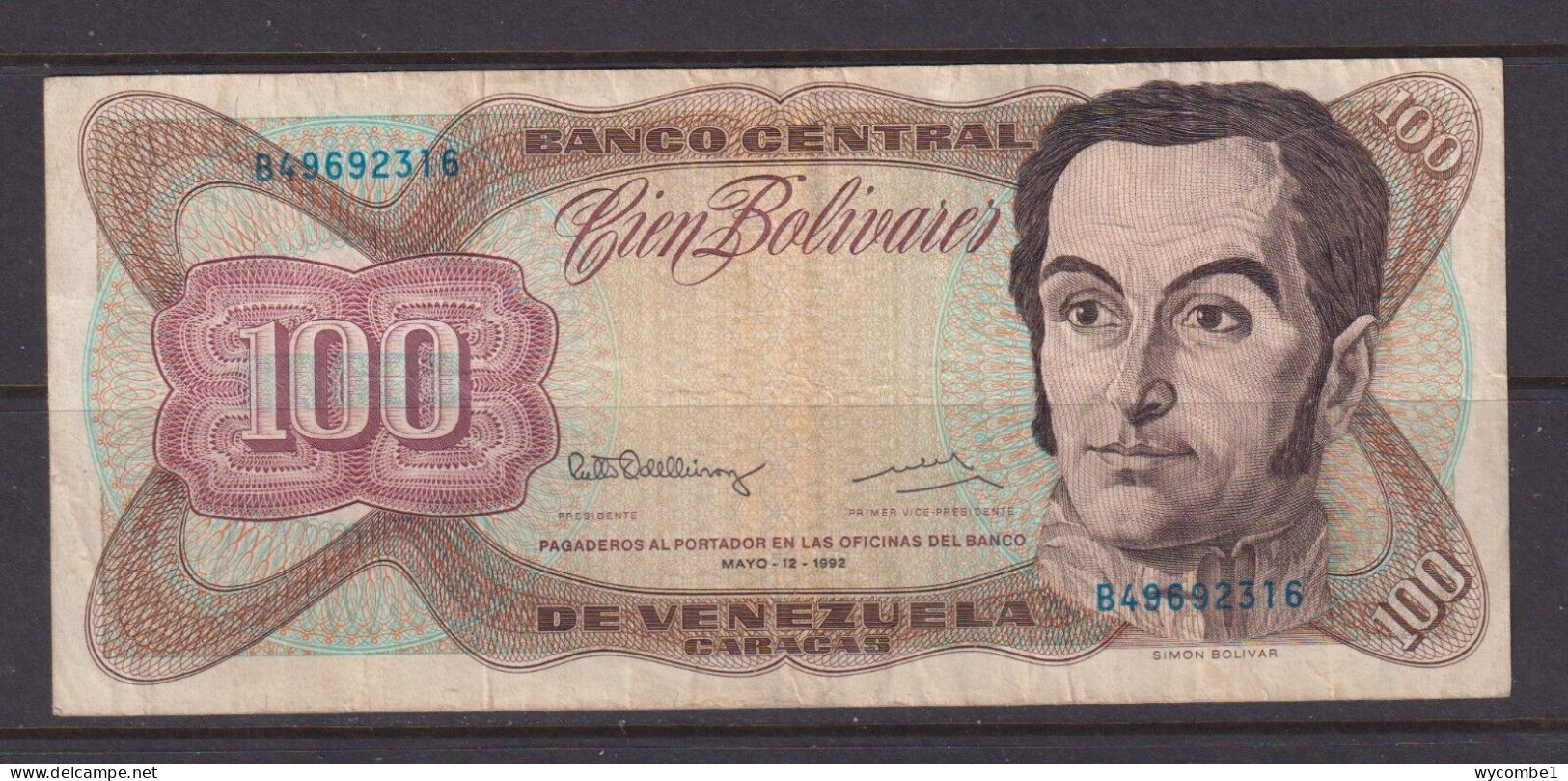 VENEZUELA - 1992 100 Bolivars Circulated Banknote - Venezuela