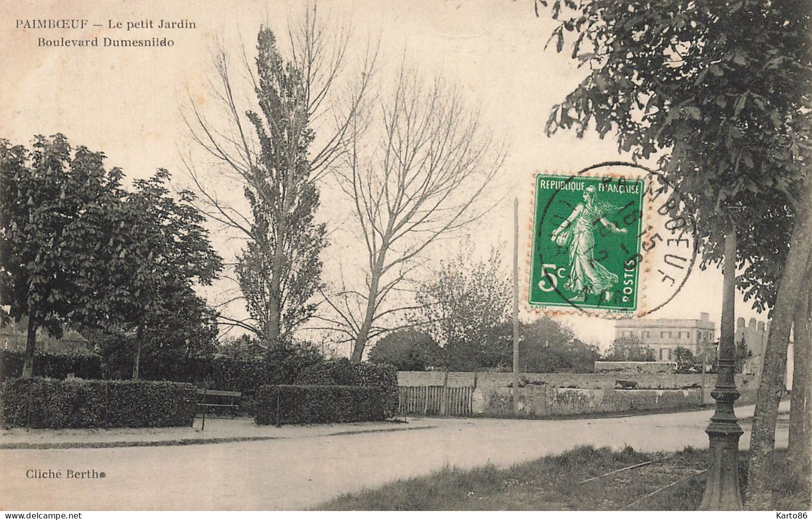 Paimboeuf * Boulevard Dumesnildo , Le Petit Jardin * Rails Ligne Chemin De Fer - Paimboeuf