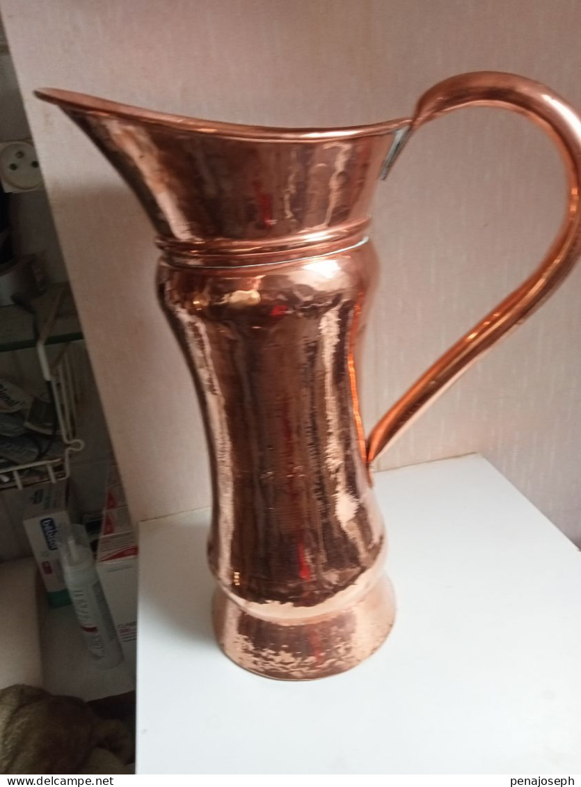 Broc A Eau En Cuivre Ancien Hauteur 36 Cm - Art Nouveau / Art Deco