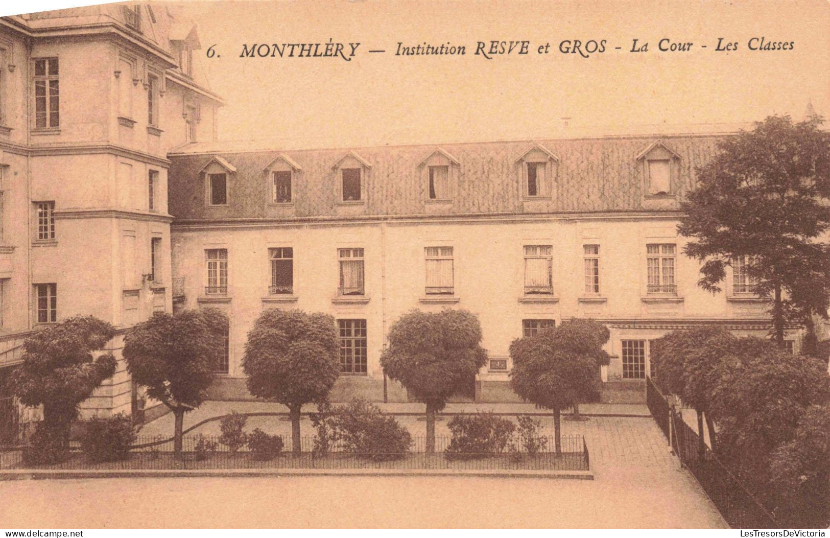 FRANCE - 91 - Montlhéry - Institution Resve Et Gros - La Cour - Les Classes - Carte Postale Ancienne - Montlhery