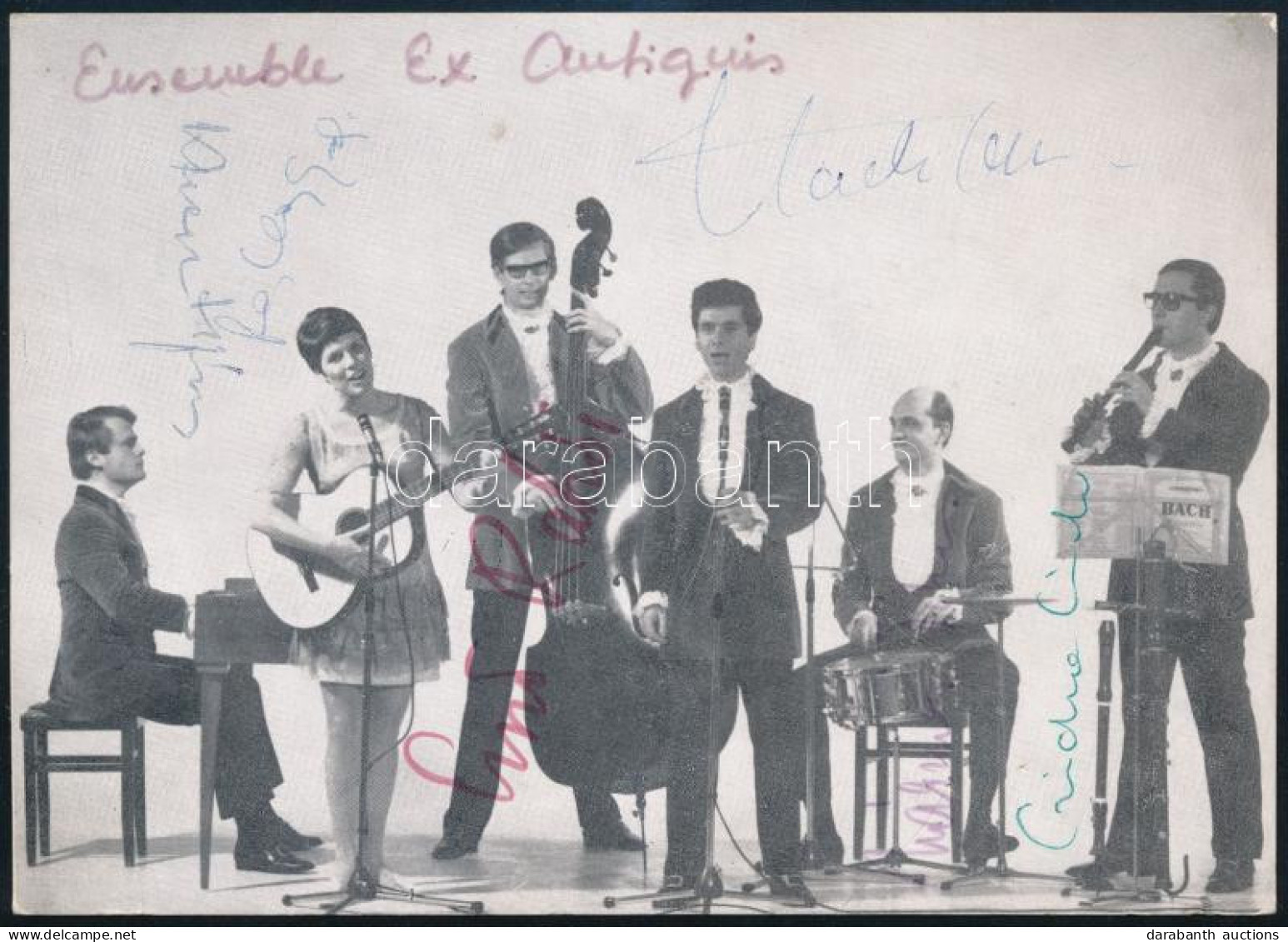 Cca 1970 Az Ex Antiquis Együttes Tagjainak Autográf Aláírásai őket ábrázoló Képen: Czidra László (furulya), Várnai Tibor - Autres & Non Classés