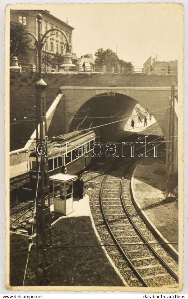 Cca 1941 Budapest, Széll Kálmán Téri új Villamos Végállomás, 44-es Villamos, Fotólap, Jelzés Nélkül, Hátoldalán Felirato - Sonstige & Ohne Zuordnung