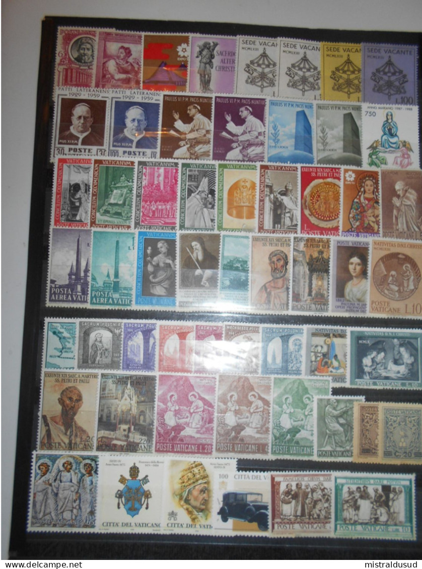 Vatican , 55 Timbres Neufs ( Charniere) - Collections