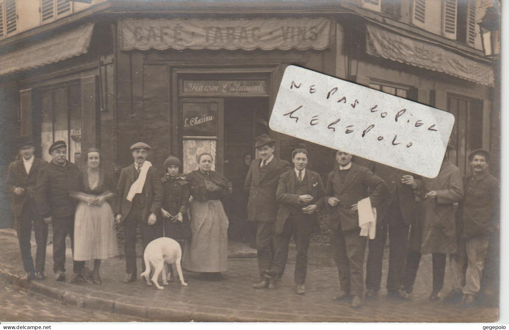 CLAMART - Maison CHARIAU Située Angle Des Rues Du Rocher Et De Sèvres ( Carte Photo ) - Clamart