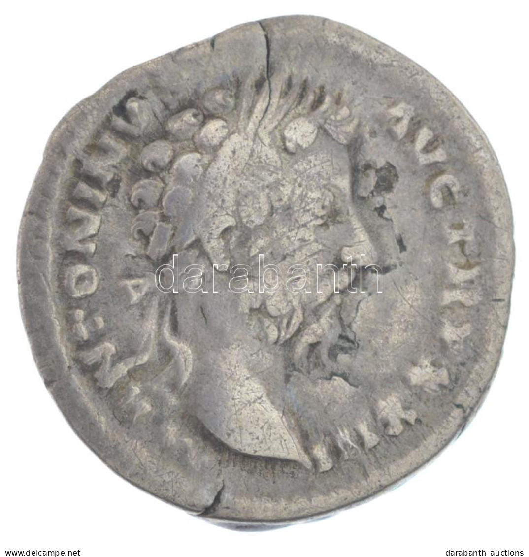 Római Birodalom / Róma / Marcus Aurelius 168-169. Denarius Ag (2,97g) T:VF Roman Empire / Rome / Marcus Aurelius 168-169 - Unclassified
