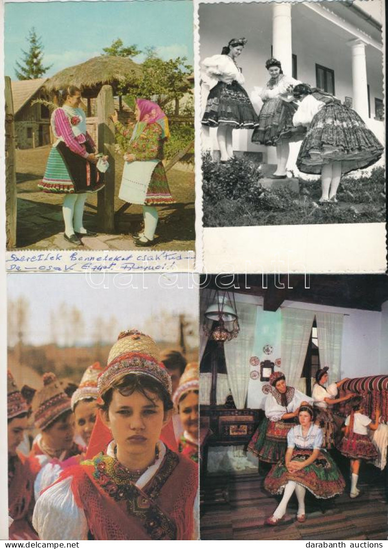 **, * 34 Db MODERN Magyar Népviseletes Motívum Képeslap / 34 Modern Hungarian Folklore Motive Postcards - Non Classés