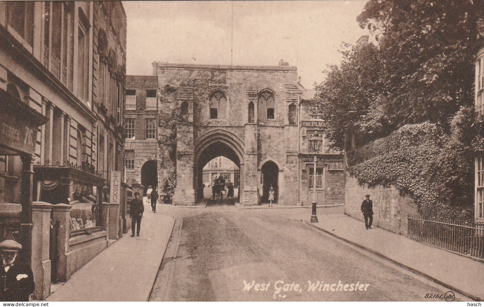 4924 67 Winchester, West Gate.  - Winchester