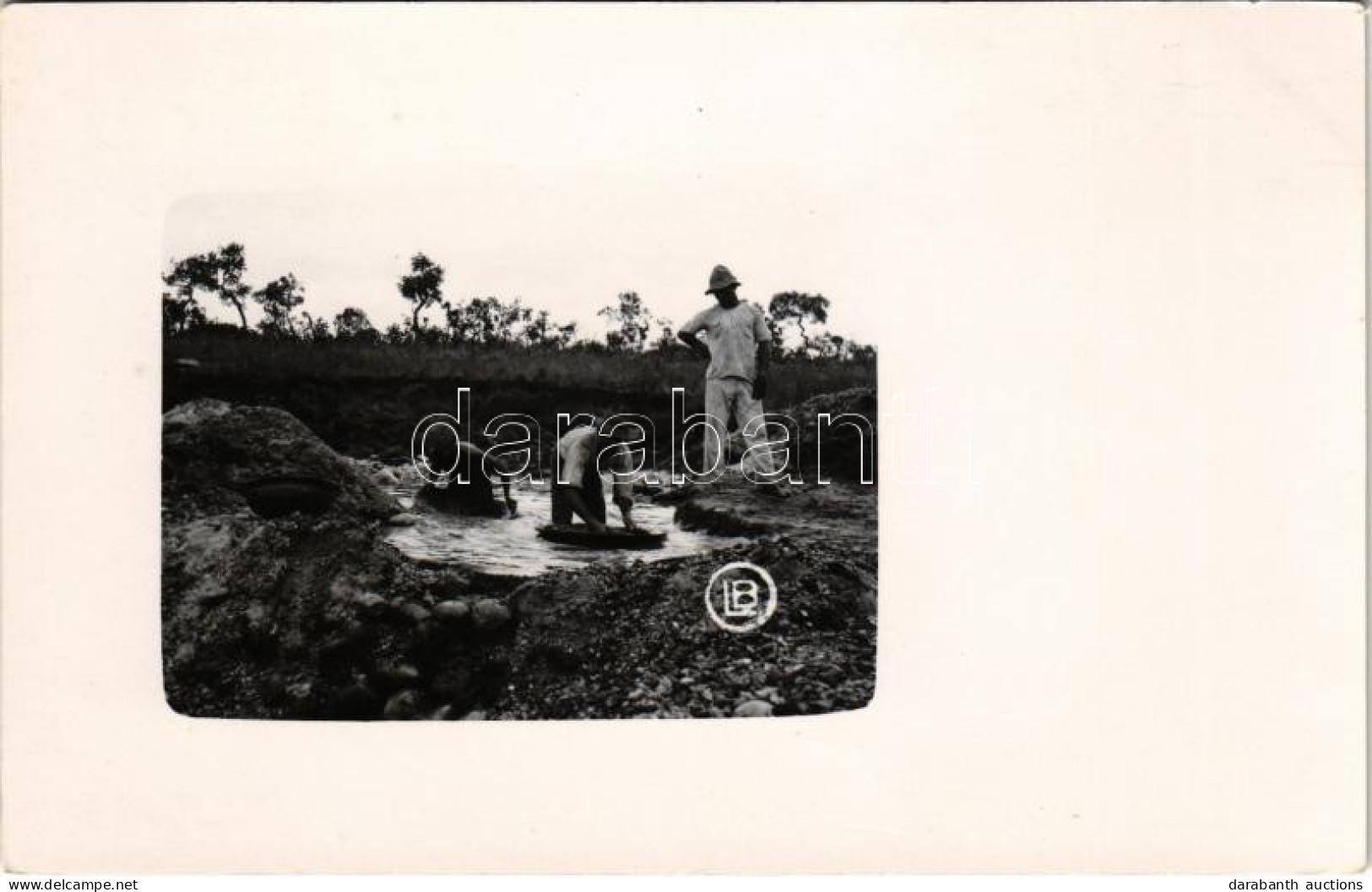 * T2 1936 Brazil, Matto Grosso Forrás, Aranymosás / Gold Panning. Photo - Unclassified