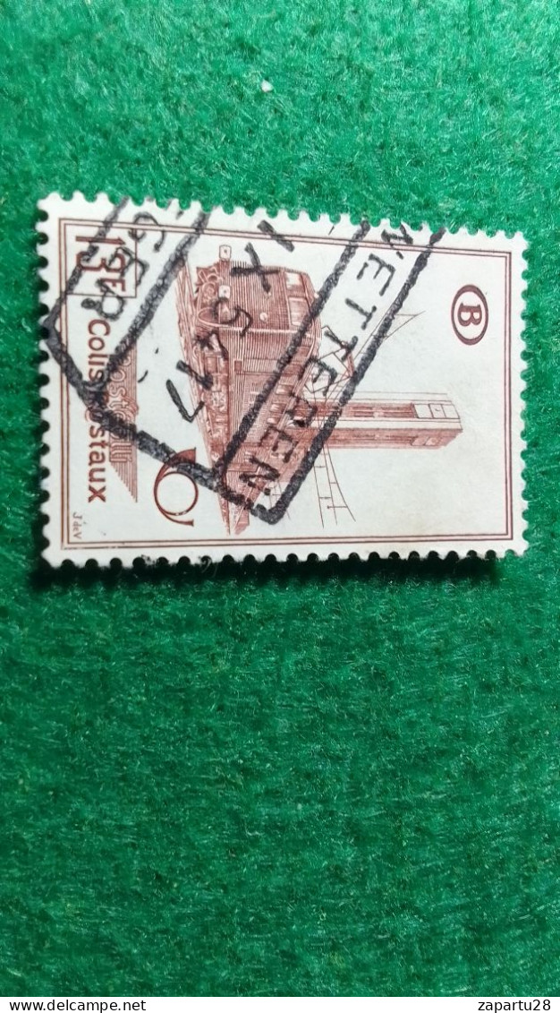 BELÇİKA-   DEMİRYOLU PAKET  POSTASI --1952-87-    13   FR         DAMGALI - Afgestempeld