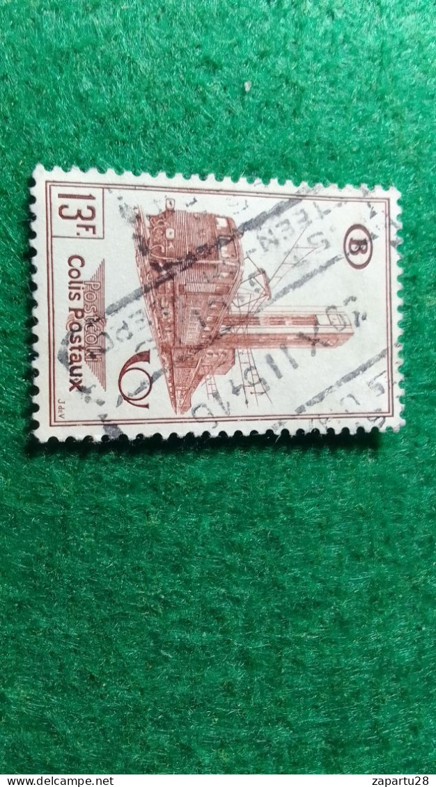 BELÇİKA-   DEMİRYOLU PAKET  POSTASI --1952-87-    13   FR         DAMGALI - Used