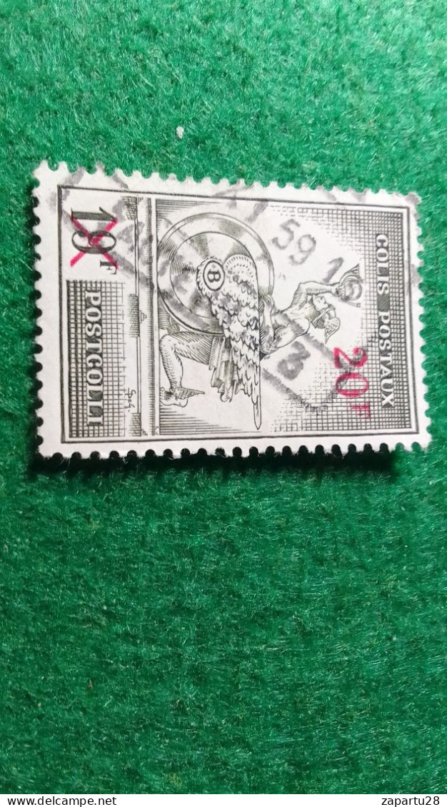 BELÇİKA-   DEMİRYOLU PAKET  POSTASI --1952-87-    19   FR         DAMGALI - Usados