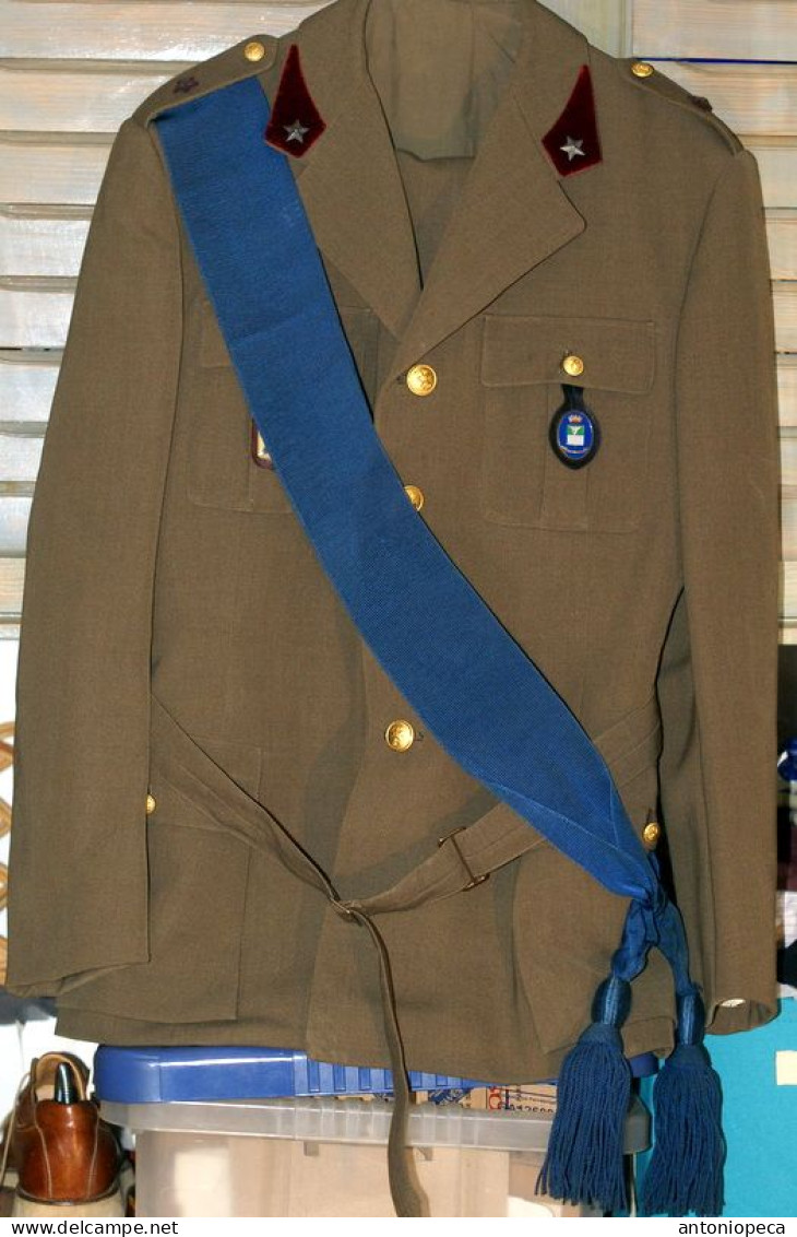 ITALIA UNIFORME VINTAGE UFFICIALE MEDICO ESERCITO ITALIANO - Uniformes