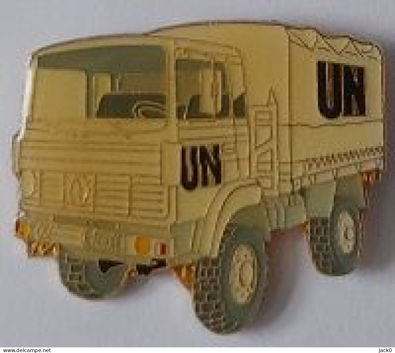 Pin' S  Militaire  U N, Camion  RENAULT - Renault