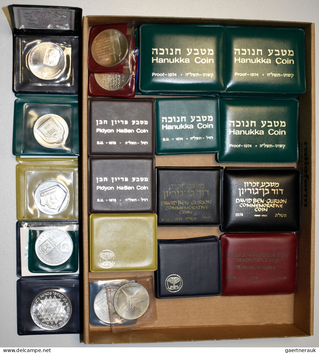 Israel: 36 Silber Gedenkmünzen Aus Israel Um 1974/1975. Einige Mehrfach Vorhande - Israel