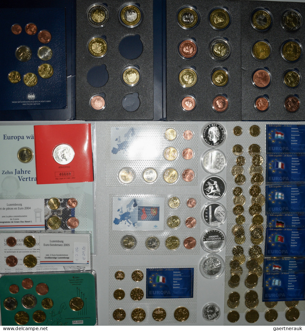 Euromünzen: Kleine Schachtel Mit Diversen Euro-Gedenkmünzen Sowie Teils Vergolde - Otros & Sin Clasificación