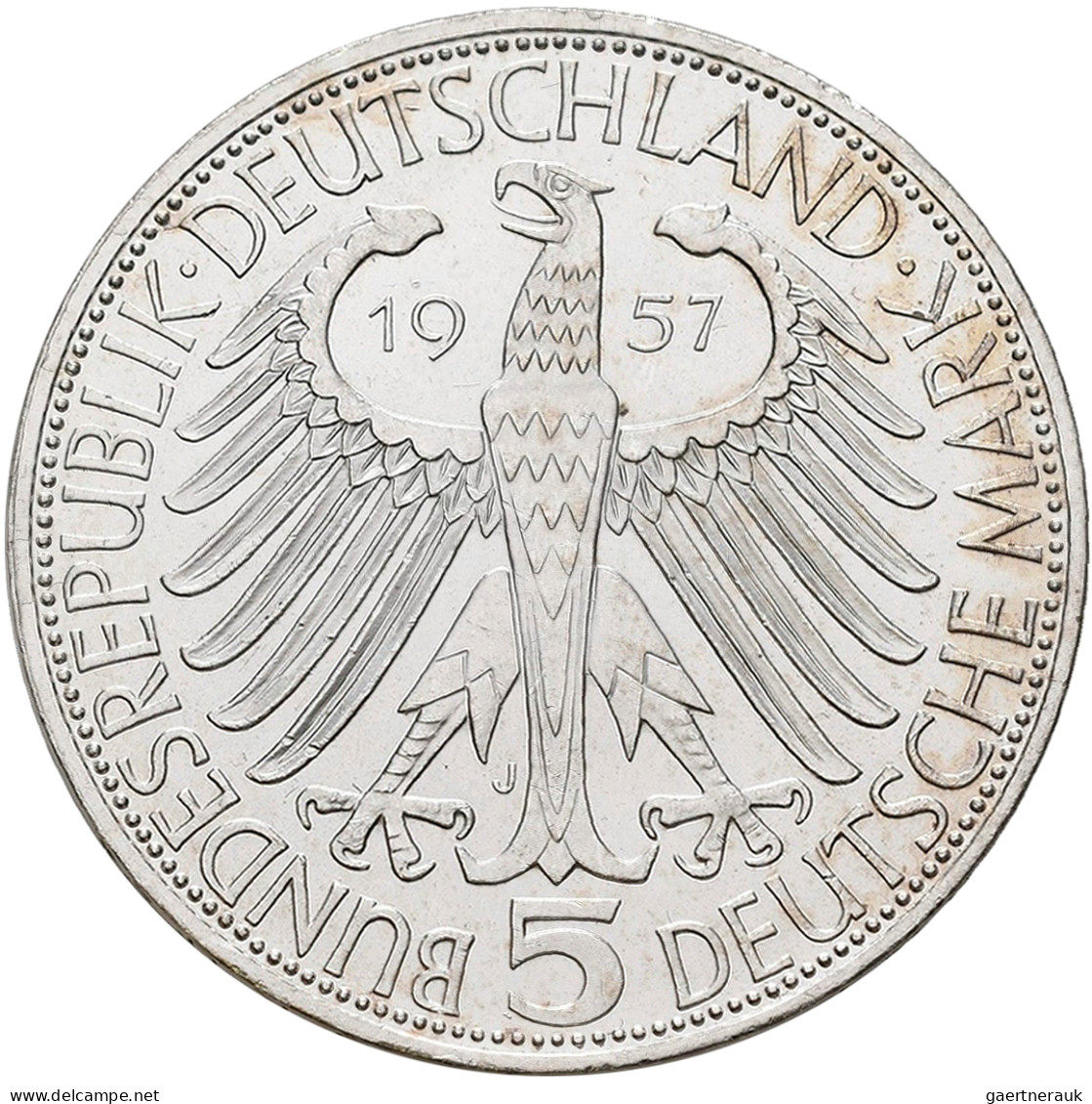 Bundesrepublik Deutschland 1948-2001: Edle Holzkassette mit 43 x 5 DM Gedenkmünz