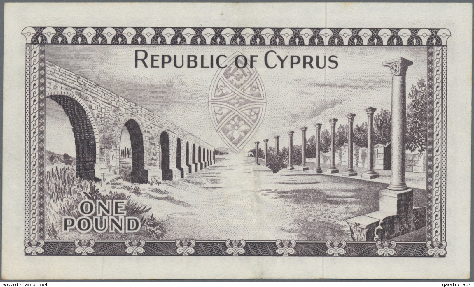 Cyprus: Republic And Central Bank Of Cyprus, Lot With 5 Banknotes, 1961-1982 Ser - Chipre