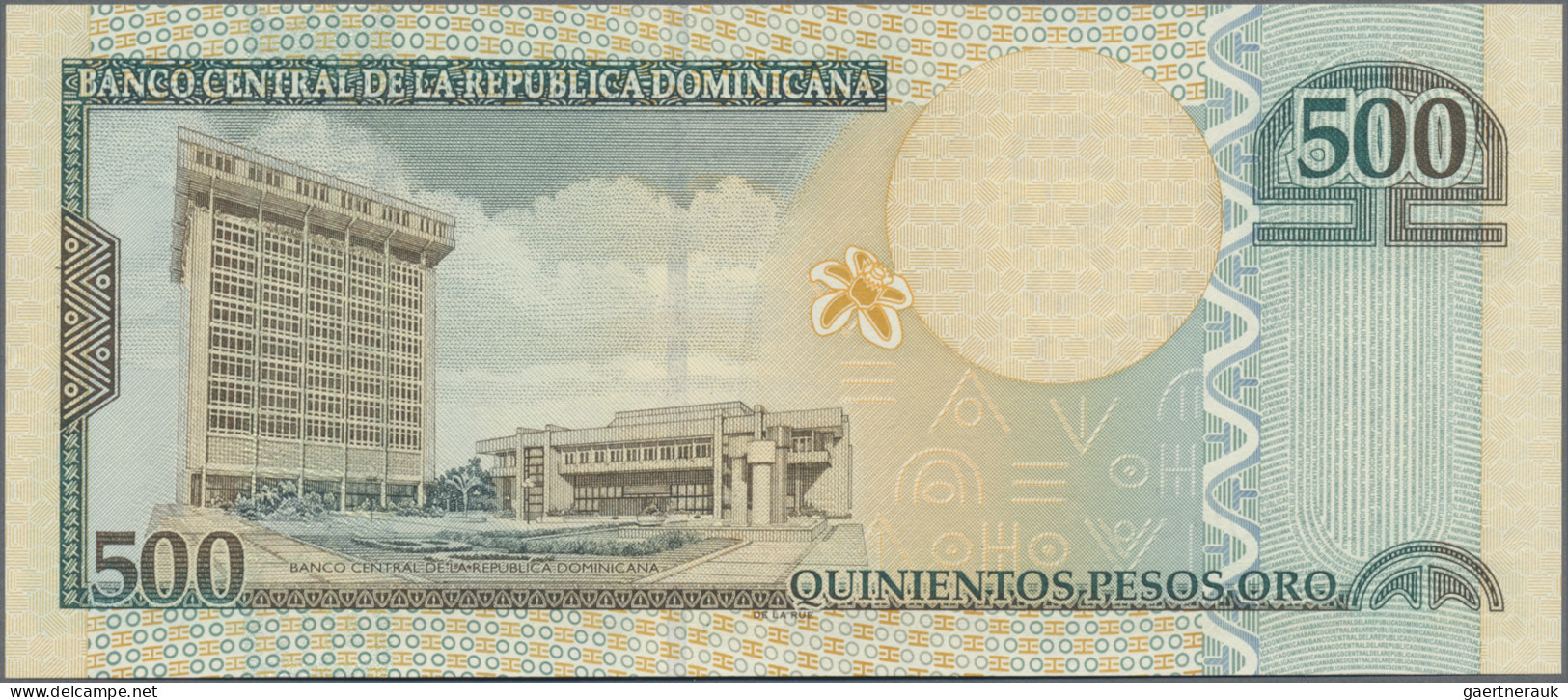 Dominican Republic: Banco Central de la República Dominicana, huge lot with 27 b