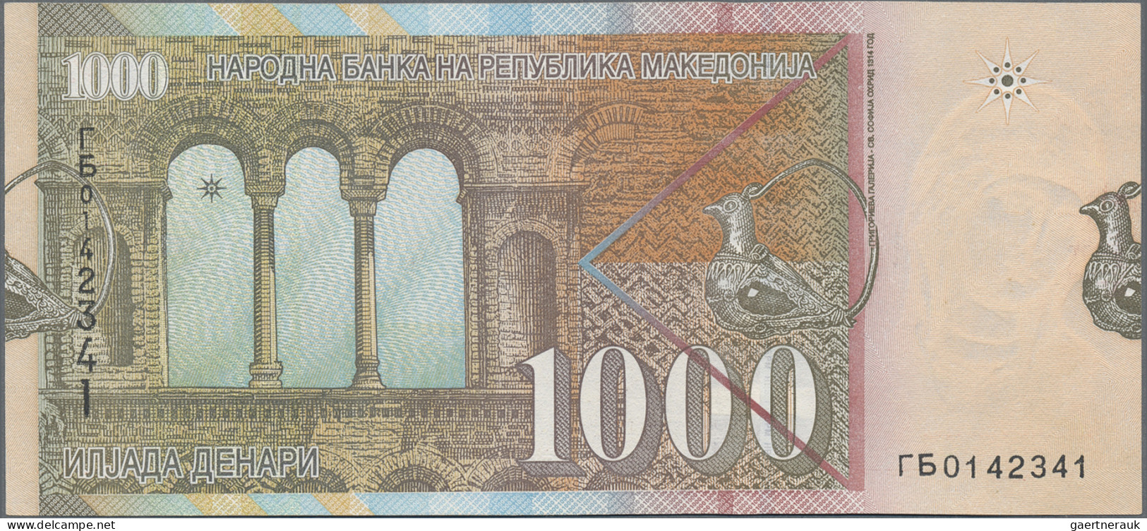 Macedonia: National Bank Of Macedonia, Huge Lot With 18 Banknotes, Series 1992-2 - Noord-Macedonië